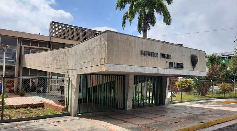 Celebran el Día Internacional de la Mujer en Lara con obra de teatro y poemas
