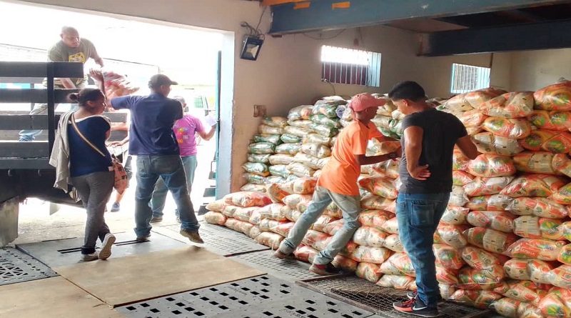 Más de 16.000 familias se beneficiaron con entrega de combos CLAP en Paz Castillo