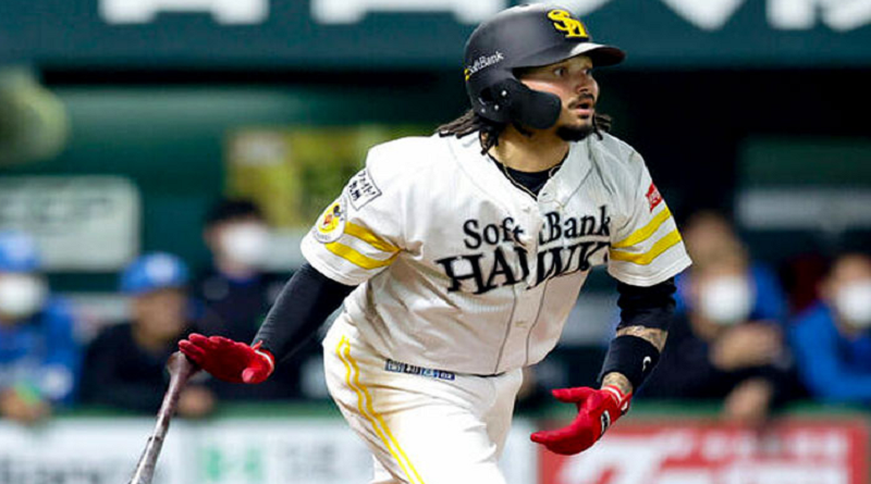 Freddy Galvis sacudió gran slam en su estreno en Japón
