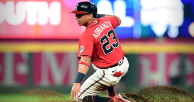 El venezolano Ehire Adrianza podría hacerse con la tercera base de los Nacionales