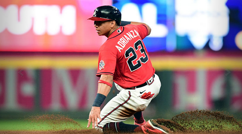 El venezolano Ehire Adrianza podría hacerse con la tercera base de los Nacionales