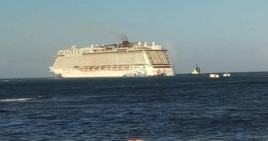 Encalla crucero en provincia dominicana de Puerto Plata