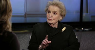 Fallece Madeleine Albright, la primera mujer en dirigir la diplomacia de EE.UU.