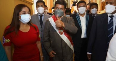 Presidente Castillo seguirá al frente de la presidencia peruana