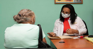 Cuba muestra avances en el tratamiento contra el Glaucoma