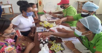 Realizan tamizaje nutricional a habitantes de Los Roques en La Guaira