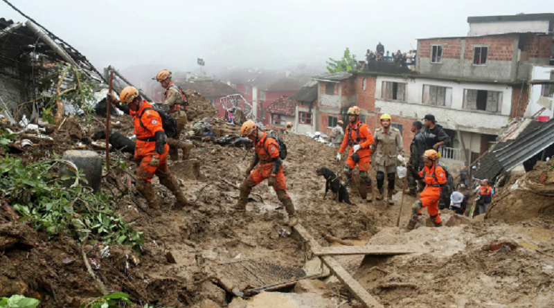 Fuerte lluvia deja varios fallecidos en la ciudad brasileña de Petrópolis