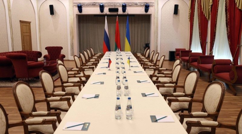 Delegación rusa llega a Turquía para diálogo de paz con Ucrania