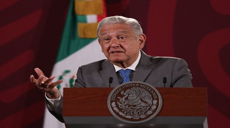 AMLO continúa periodo de mandato tras ganar consulta de revocación en México