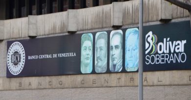 Mesa de cambio cotiza el dólar en Bs. 4,49 y el euro el Bs. 4,73