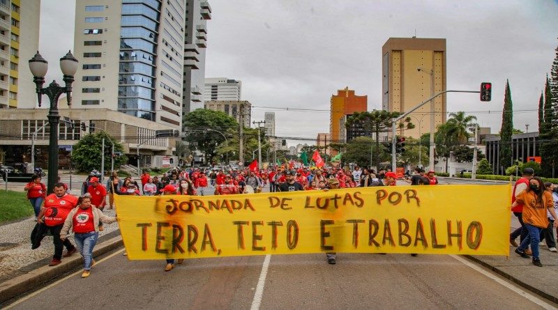 bRASILEÑOS MAR5CHAN CONTRA bOLSONARO