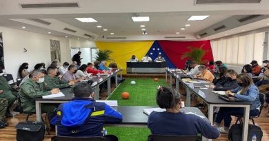 A través de mil 374 Ferias del Campo Soberano, en 2022 se han distribuidos un total de 11.790 toneladas de alimentos en el país, informó el vicepresidente del Socialismo Social y Territorial, Mervin Maldonado.