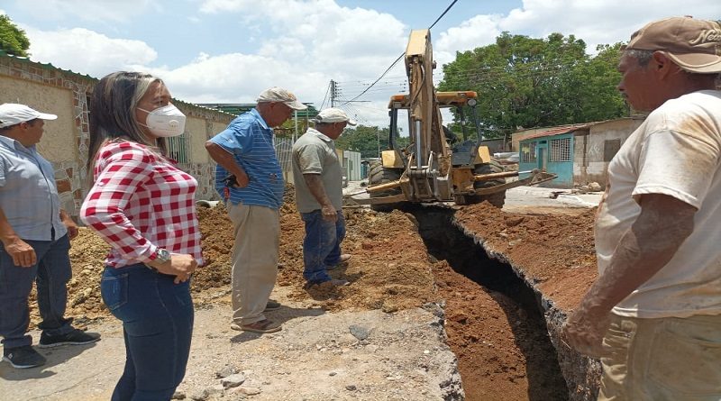 Inician trabajos de sustitución de colector de aguas servidas en sector Sanabria Méndez de Aragua