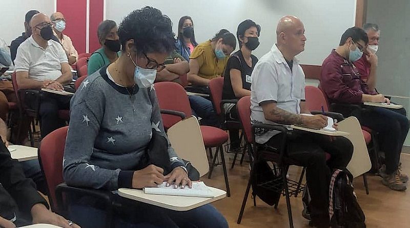 Capacitan a emprendedores de la Gran Caracas en constitución de Pymes