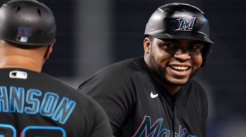 Jesús Aguilar acordó contrato de un año con los Marlins de Miami