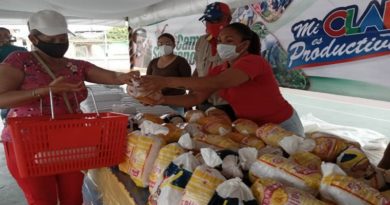 Feria del Campo Soberano atendió a más de 4 mil familias en Barcelona