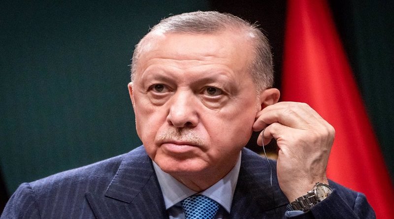Turquía reitera oferta de acoger reunión entre Putin y Zelenski