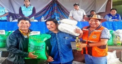 Entregan ayuda a familias afectadas por inundaciones en Bolivia