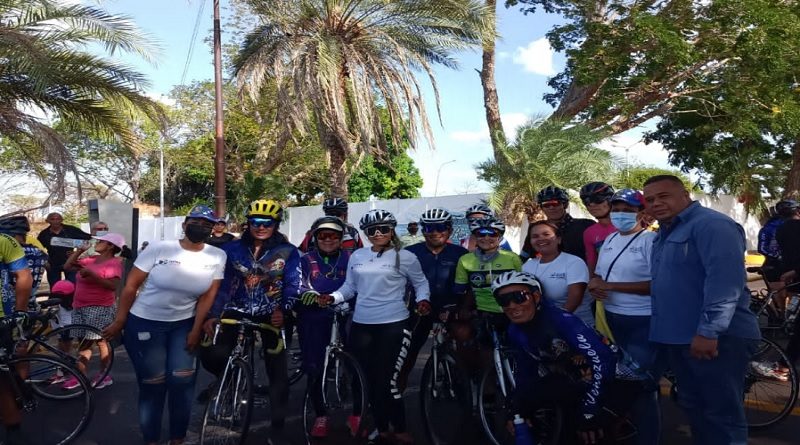 Ciclistas de la rodada Kilómetros de fe llegaron a las compuertas de Calabozo