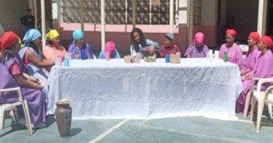 Privados de libertad se suman a la representación del Vía Crucis