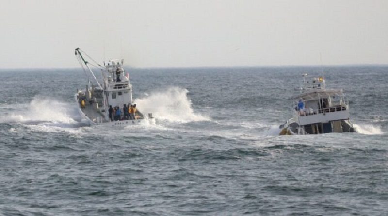 Continúa búsqueda de 15 pasajeros del barco naufragado en Japón