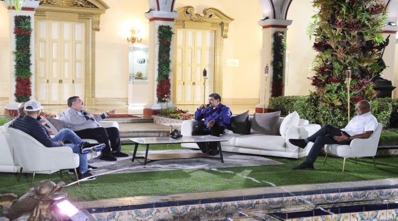 Presidente Maduro recibió a Maelo Ruiz en el Palacio de Miraflores