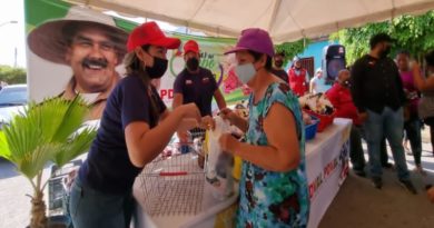 Más de 7 mil toneladas de proteínas recibieron familias del sector Las Palomas en Cumaná