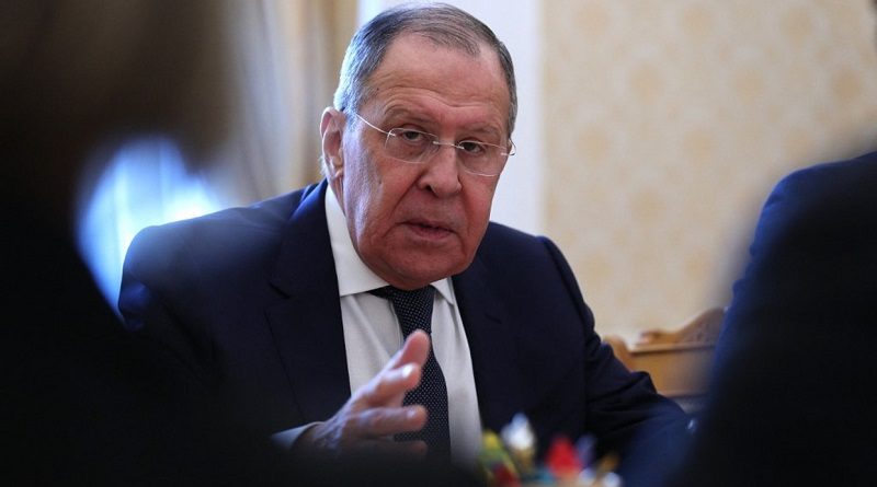 Canciller Lavrov: denuncias de atrocidades buscan frenar negociación con Ucrania