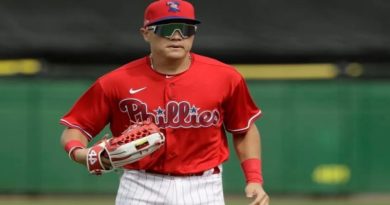 Simón Muzziotti hizo su debut en las Grandes Ligas con Philadelphia