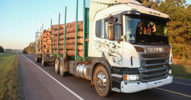 Transportistas de Uruguay en conflicto por aumentos en combustibles