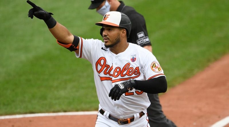 Anthony Santander llega a 50 jonrones en Grandes Ligas