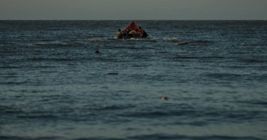 Reportan 26 desaparecidos tras un naufragio en Indonesia