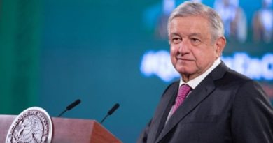 AMLO reitera interés de llegar al fondo del caso Ayotzinapa