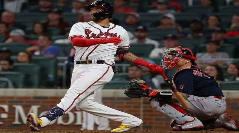 Venezolano Orlando Arcia deja a los Medias Rojas tendidos en el terreno de la MLB