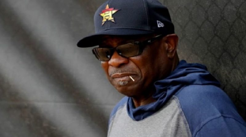 Dusty Baker llega a 2 mil victorias y se acerca al Salón de la Fama
