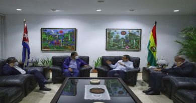 Bolivia y Cuba renuevan relaciones bilaterales en Cumbre del ALBA-TCP