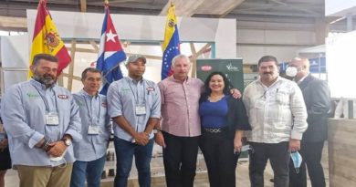 Fortalecen lazos el Grupo Valenjes y Cuba