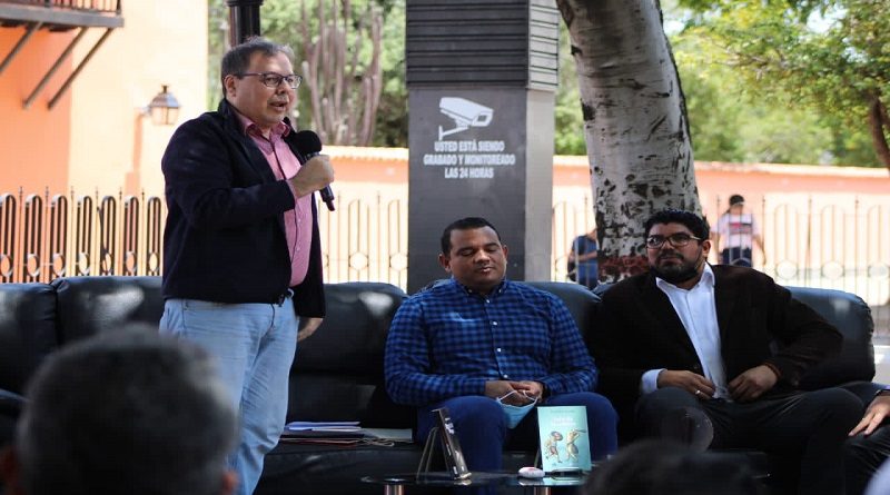 Los cuentos de Pedro Chirino recibe XI Premio Nacional del Libro