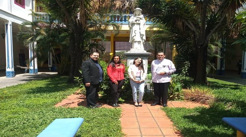Convenio entre UCSAR y CEDEES ofrece nuevas oportunidades académicas