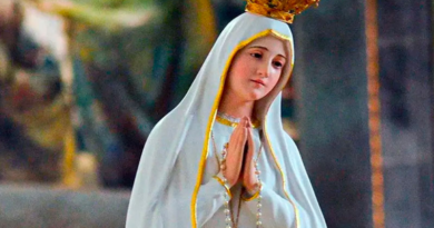 Presidente Maduro venera a la Virgen de Fátima en su día