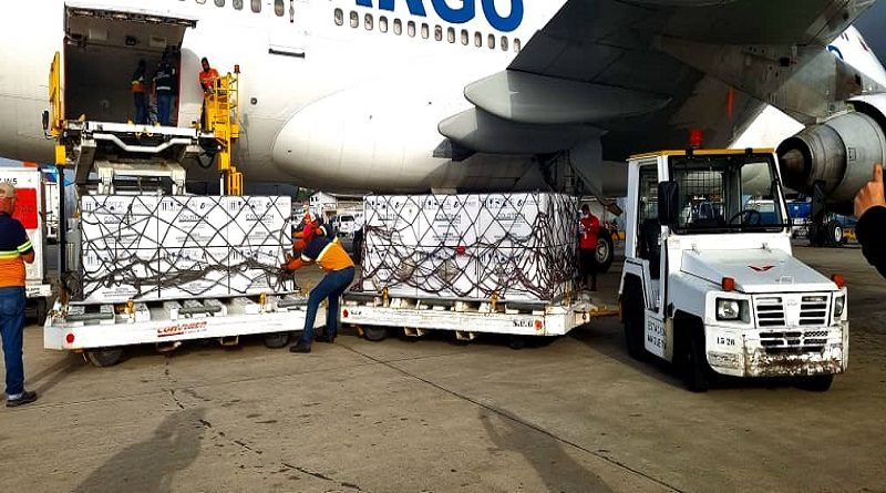 Arriban a Venezuela 2.5 millones de dosis de la vacuna antigripal rusa