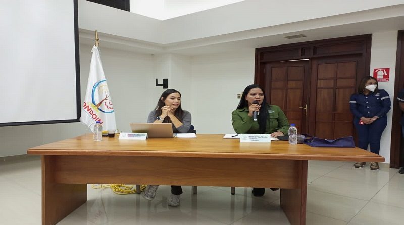 Realizan foro sobre el rol protagónico de la mujer en la industria
