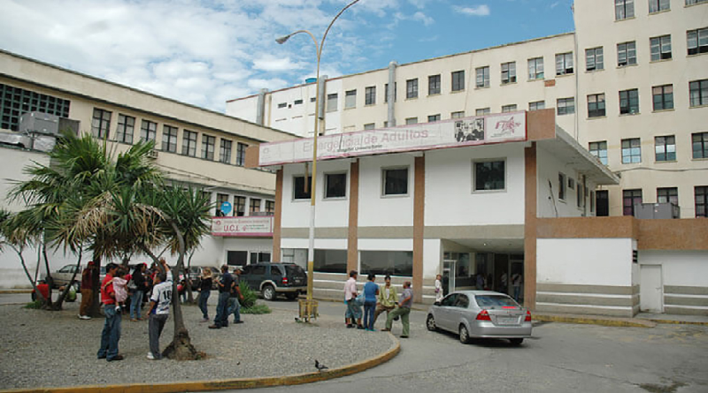 Detienen en flagrancia a dos médicos del Hospital Pedro Emilio Carrillo en Trujillo