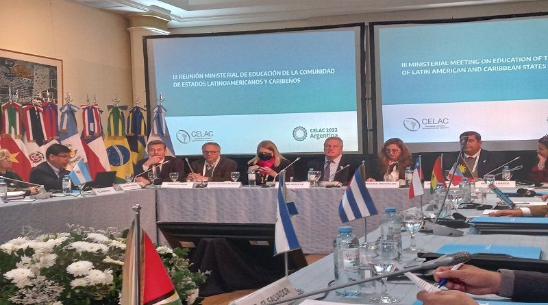 Venezuela expone políticas inclusivas﻿ de educación en reunión regional de América Latina