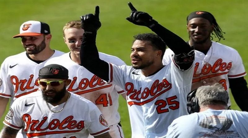 Anthony Santander dejó en el terreno a los Yankees de Nueva York