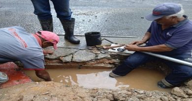 Reparan averías de agua en la parroquia El Recreo