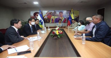 Venezuela establece acuerdos en materia productiva y agropecuaria con Vietnam