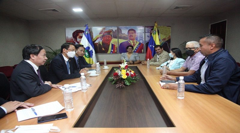 Venezuela establece acuerdos en materia productiva y agropecuaria con Vietnam