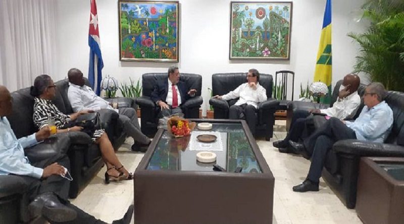 Primer ministro de San Vicente y las Granadinas arriba a Cuba