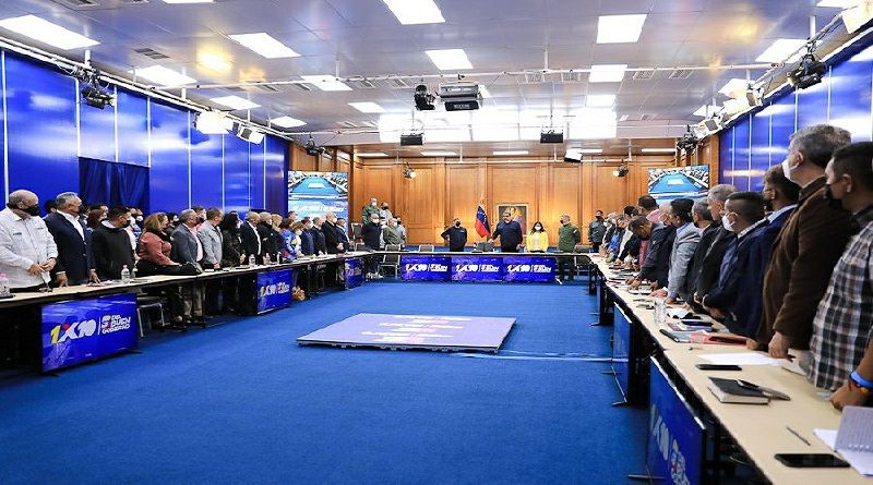 Presidente Maduro encabeza encuentro con autoridades de estados y municipios para revisar avances del 1x10